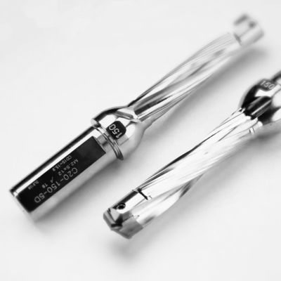 Buon prezzo Foratura a corona 5D Bit di tungsteno Acciaio Spirale Flauto Step Drill Indicizzabile Strumenti di perforazione profonda in linea